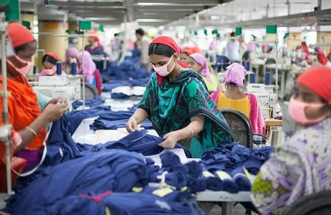 ৩২ শতাংশ পোশাক কারখানায় এখনো হয়নি ঈদ বোনাস | সারা সপ্তাহের খবর